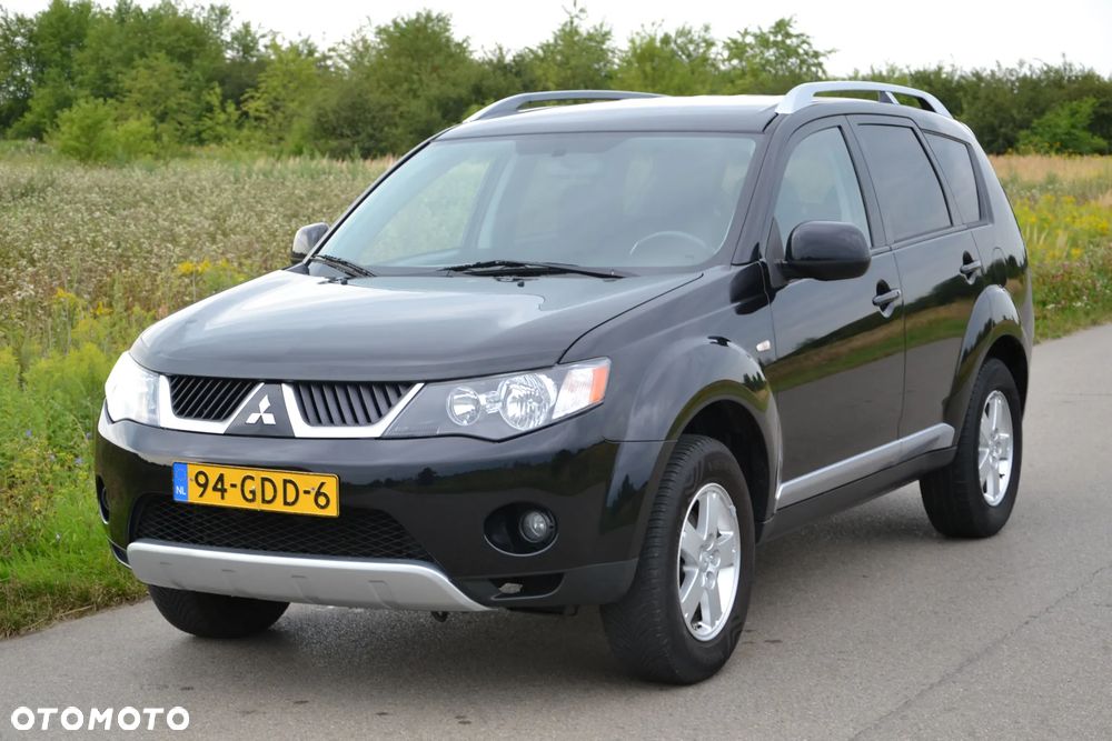 Mitsubishi Outlander 2.4 2WD Plus - 28
