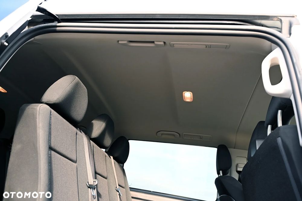 Mercedes-Benz Vito - 13