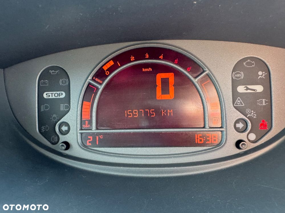 Renault Modus - 30