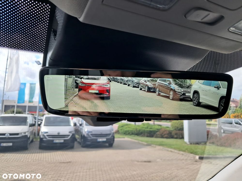 Volkswagen Caravelle 2.0 TDI L2 Life - 28