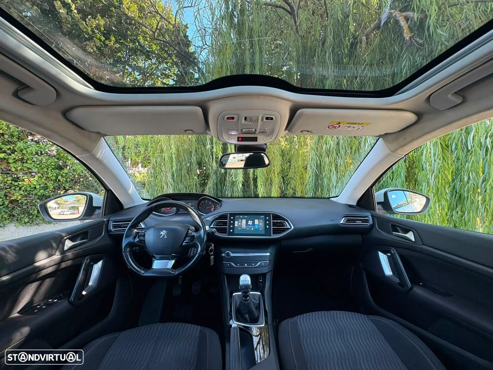 Peugeot 308 SW 1.6 BlueHDi Allure - 26
