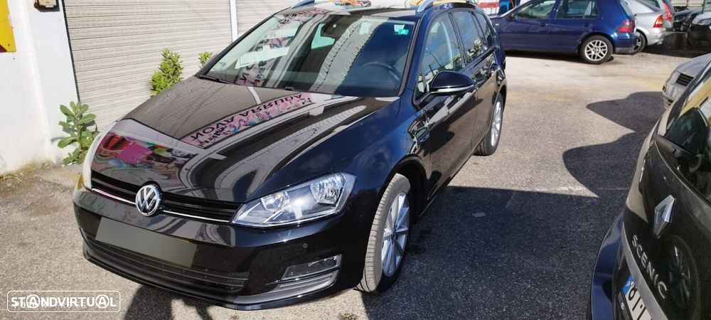 VW Golf 1.6 TDI 4Motion BlueMotion Lounge - 2