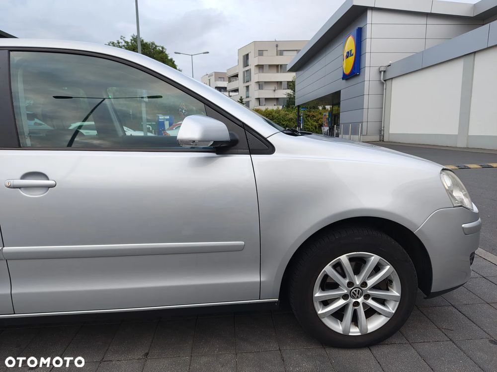Volkswagen Polo 1.4 16V Trendline - 5