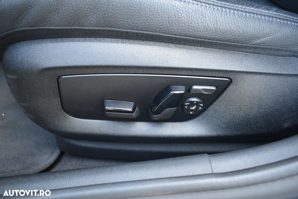 BMW Seria 5 520d xDrive AT MHEV - 14