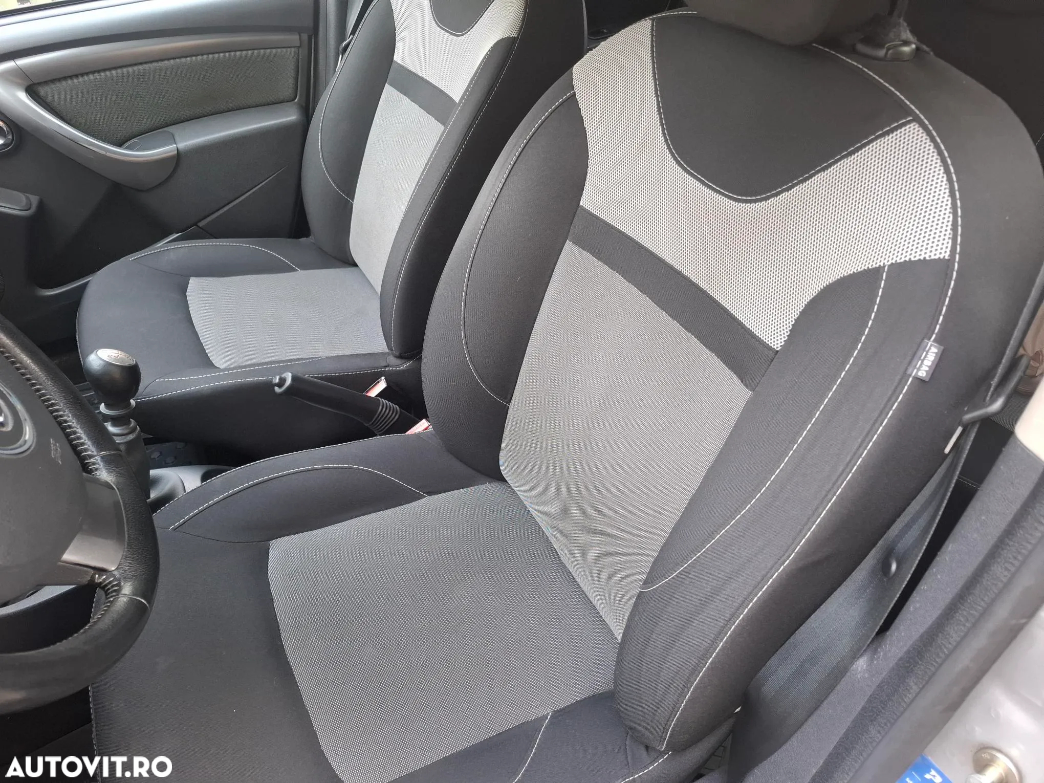 Dacia Duster 1.5 dCi 4x4 Laureate - 16