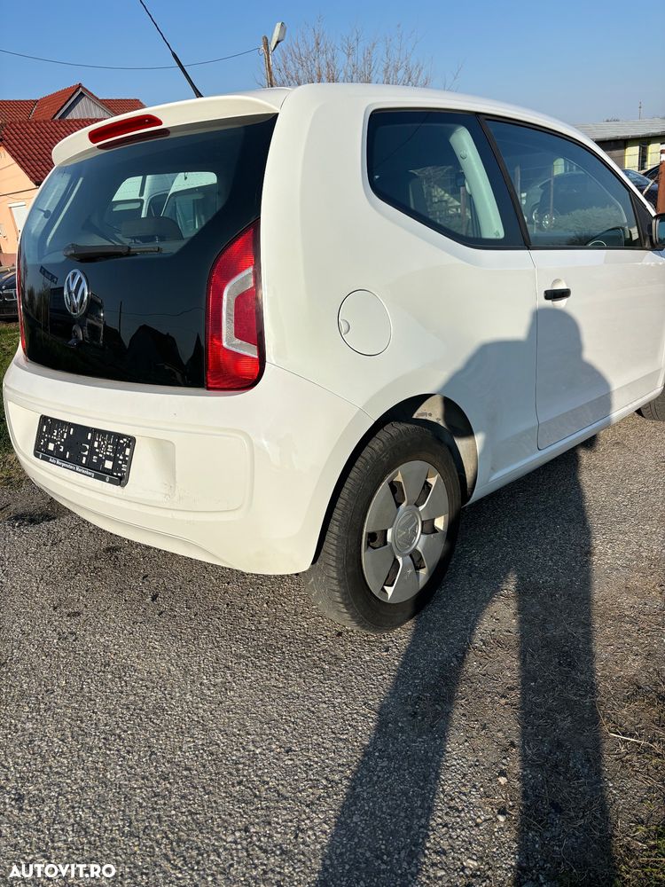 Volkswagen up! Active - 3