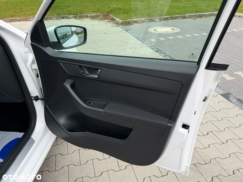 Skoda Fabia 1.0 TSI Drive 125 - 33