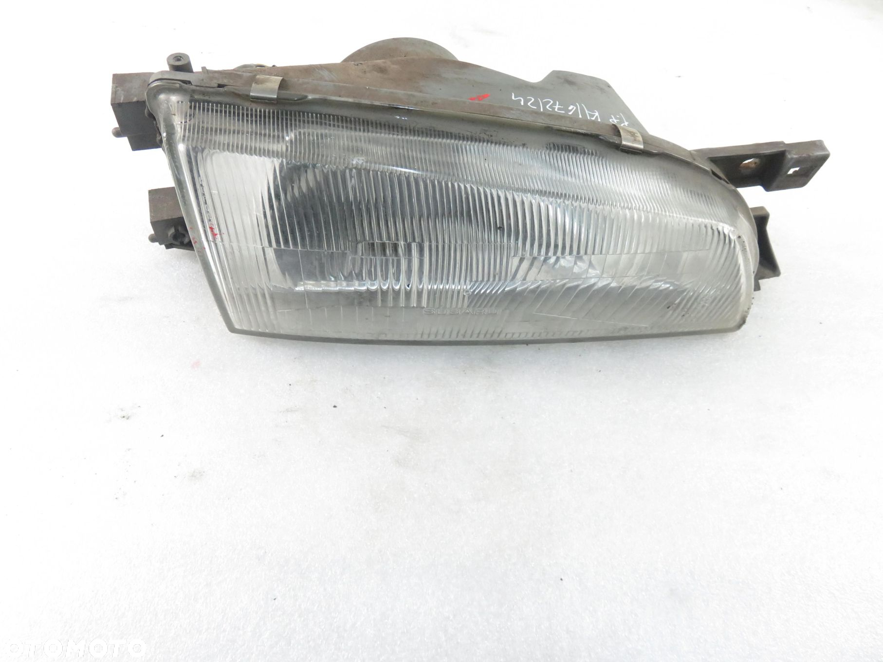 LAMPA PRAWA PRZEDNIA SUBARU IMPREZA I - 6