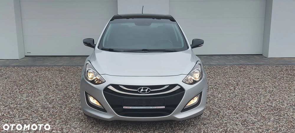 Hyundai i30 1.6 CRDi BlueDrive Comfort - 16