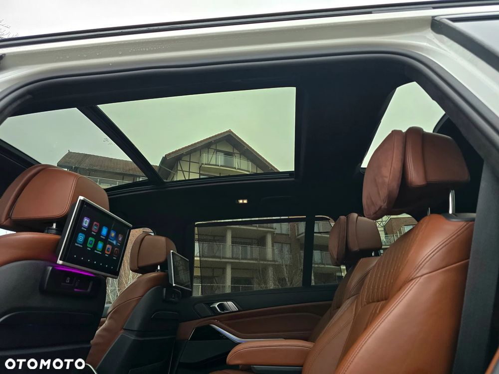 BMW X7 xDrive40i - 15