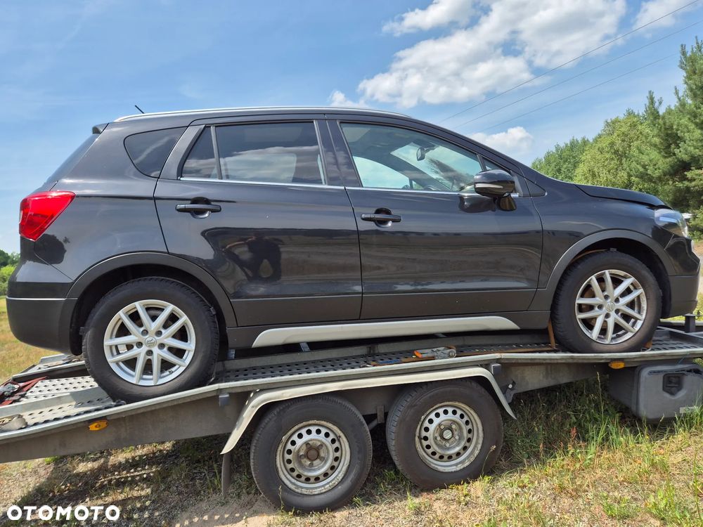 Suzuki sx4 cross 2018rok 1,6 diesel automat 4×4 62 tyś km na części. - 5