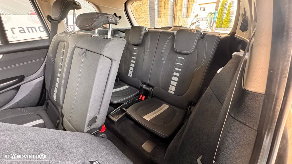 BMW 216 Gran Tourer d 7L Line Sport - 25