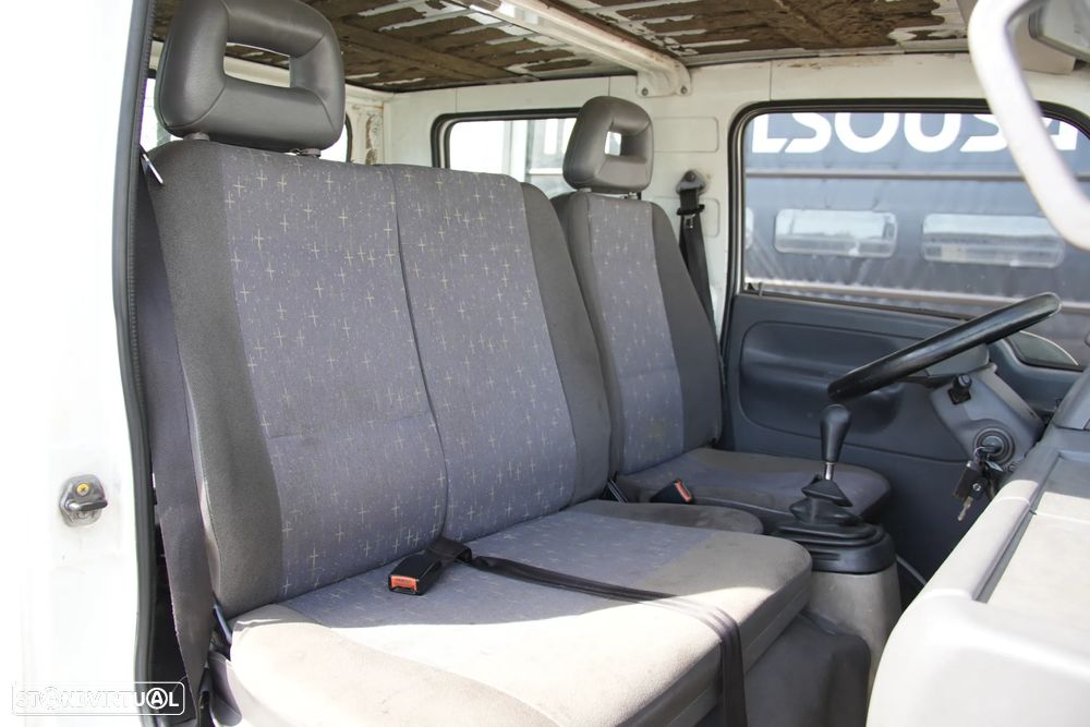 Nissan Cabstar 3.0TD 120cv E120 6Lugares - 9