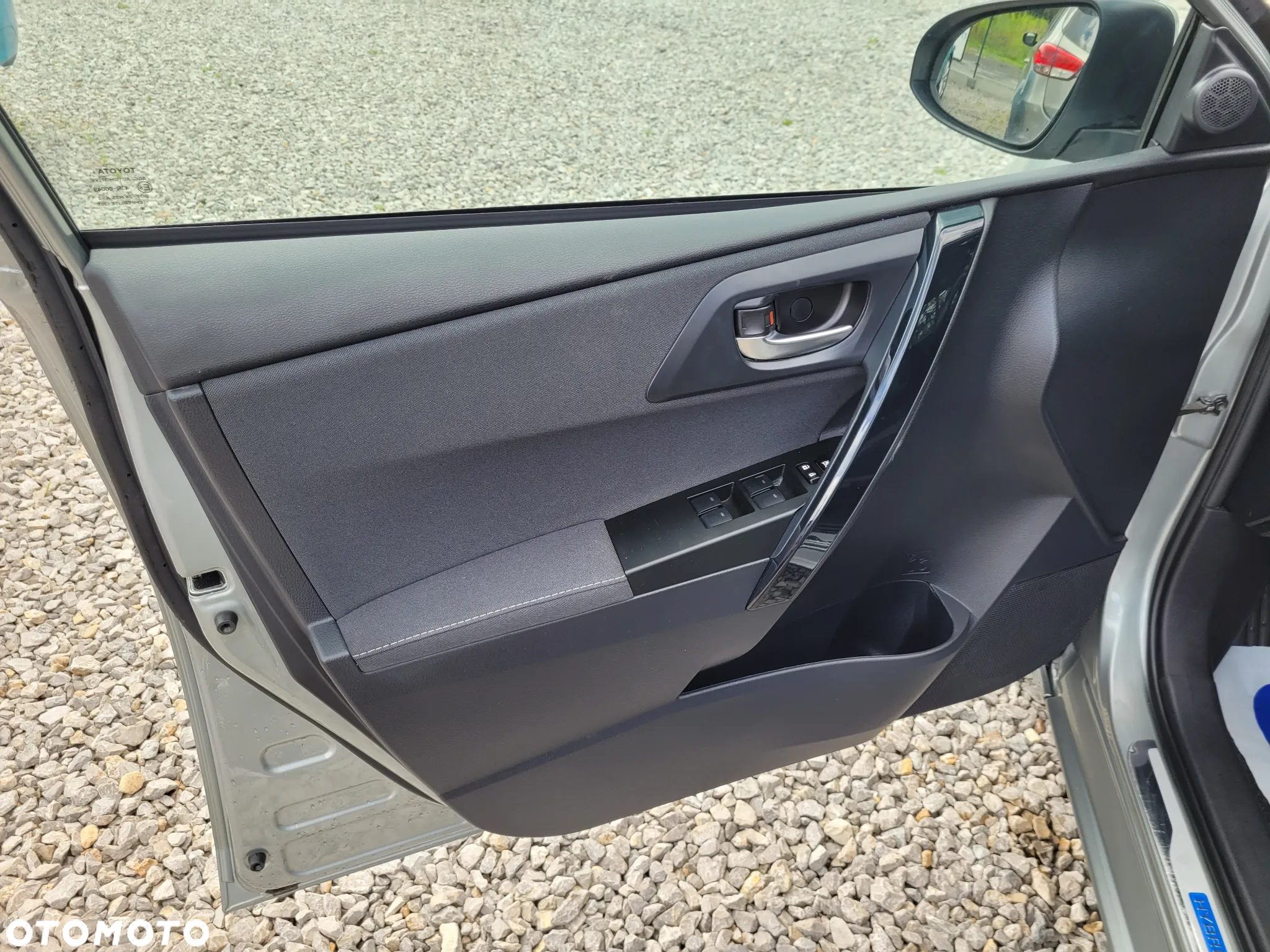 Toyota Auris - 16