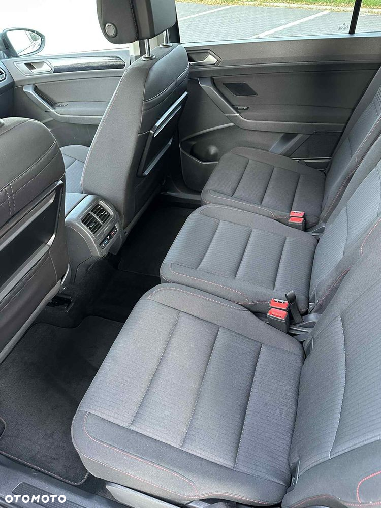Volkswagen Touran 2.0 TDI SCR (BlueMotion Technology) SOUND - 13