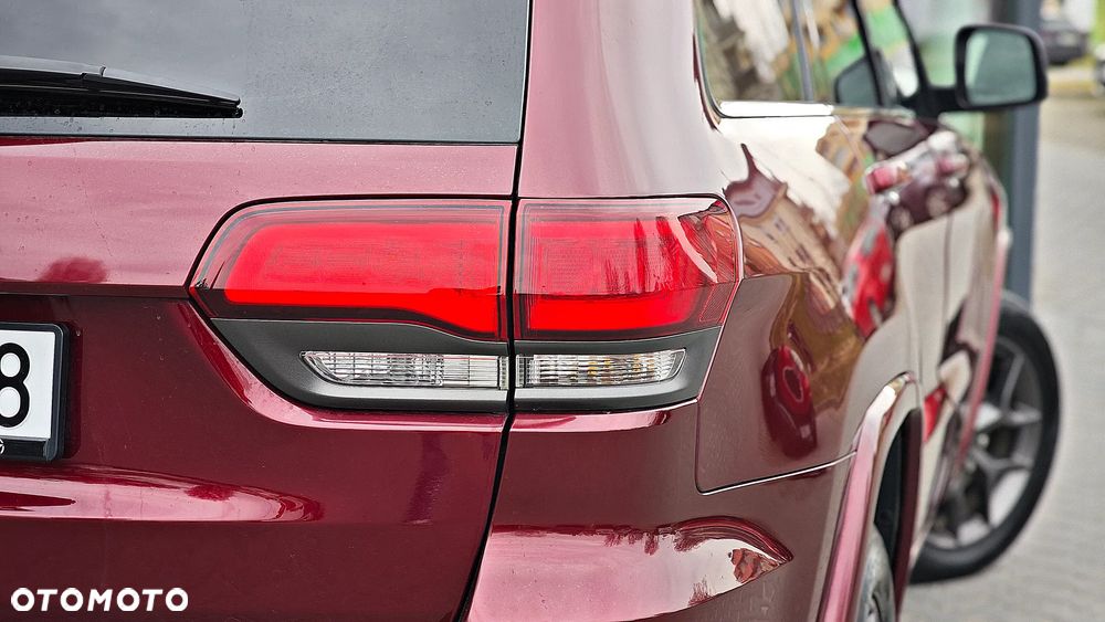 Jeep Grand Cherokee - 8