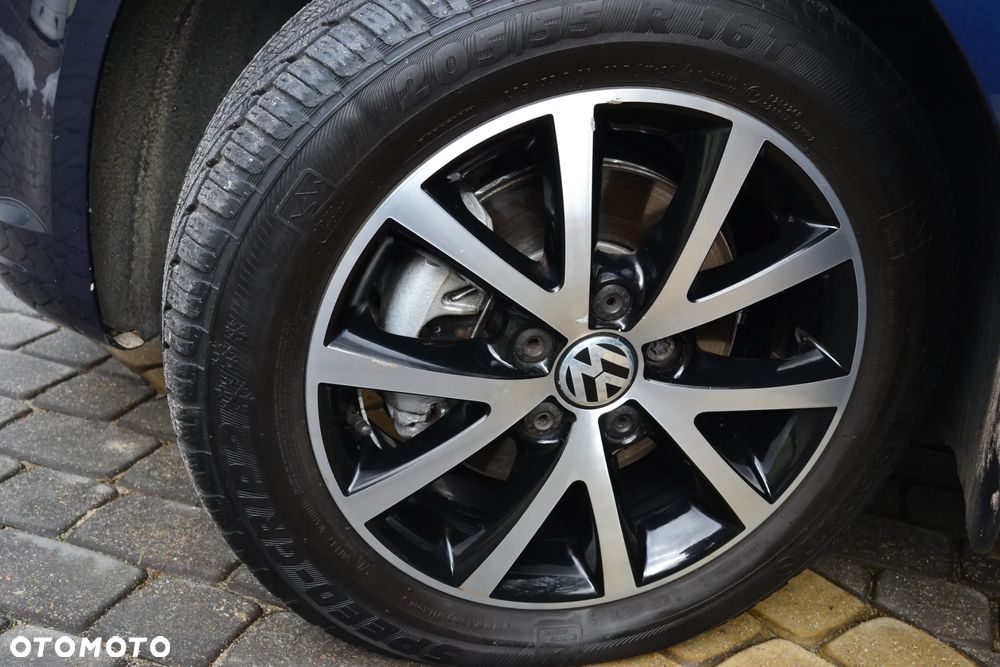 Volkswagen Touran 1.6 TDI DPF BlueMotion Technology MATCH - 29