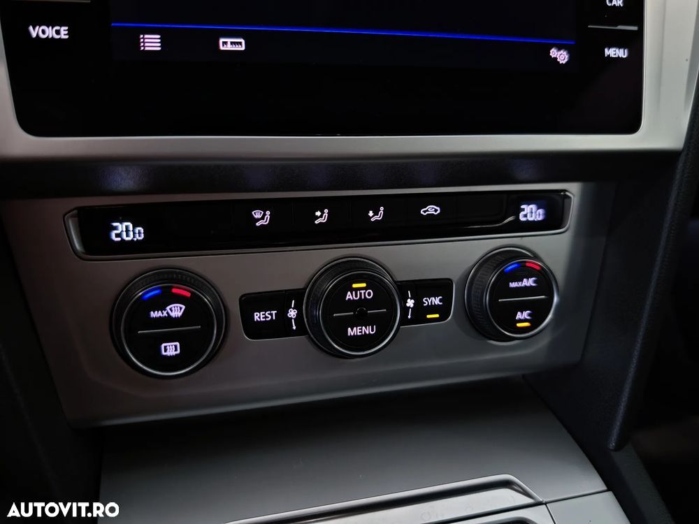 Volkswagen Passat 1.6 TDI SCR DSG Comfortline - 18