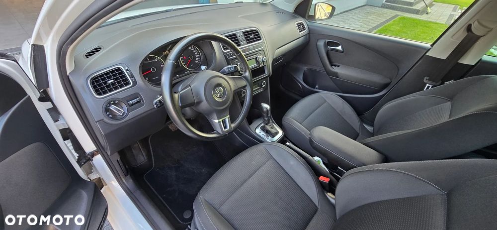 Volkswagen Polo - 11