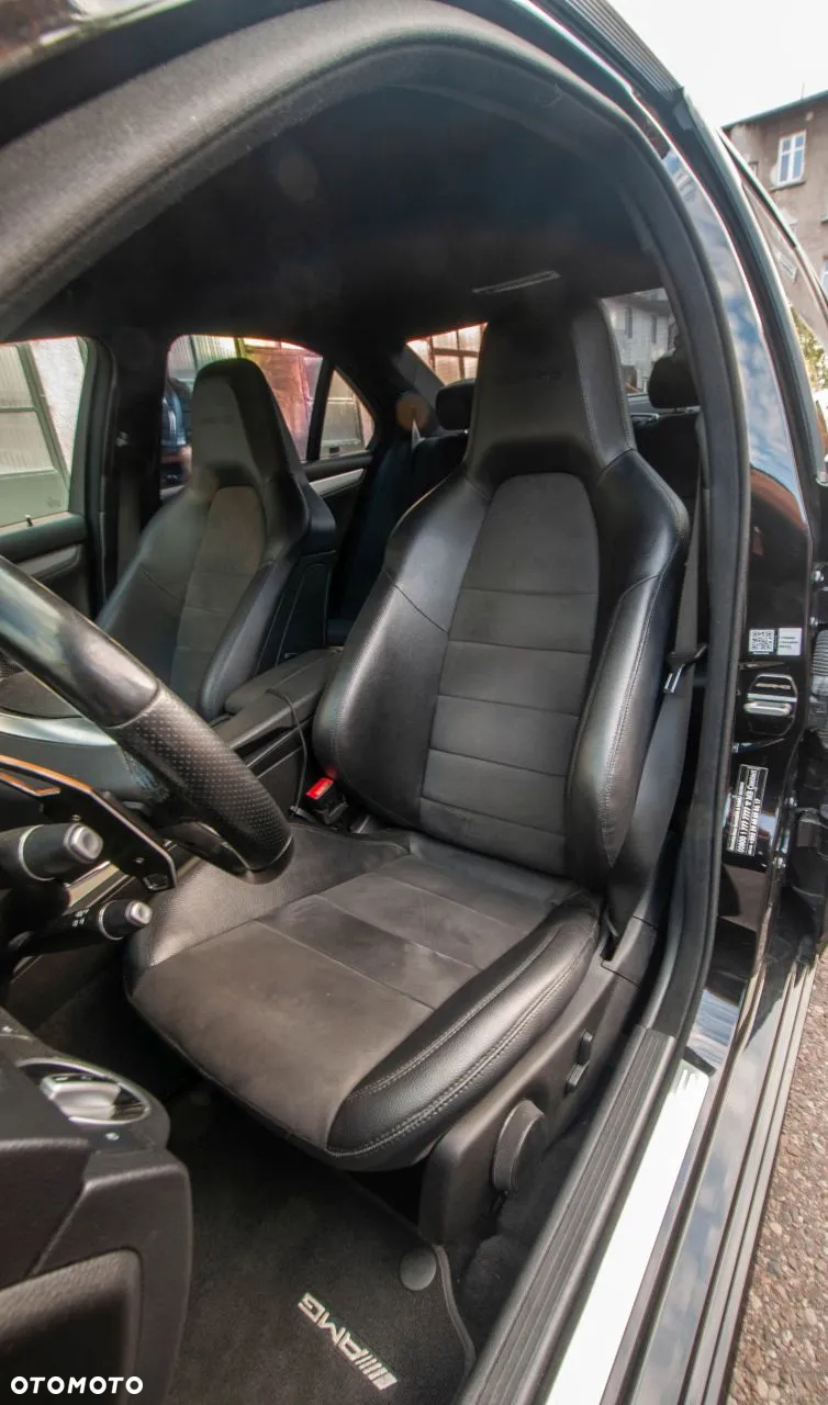 Mercedes-Benz Klasa C 350 CDI DPF (BlueEFFICIENCY) 7G-TRONIC Avantgarde - 32