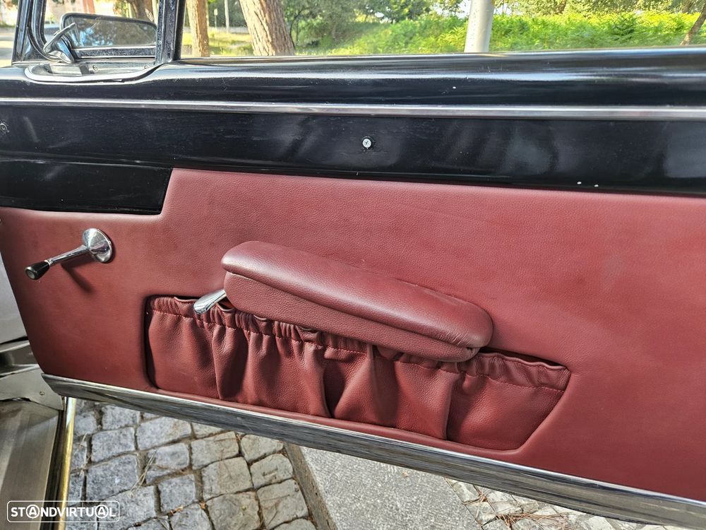 Lancia Flaminia - 12