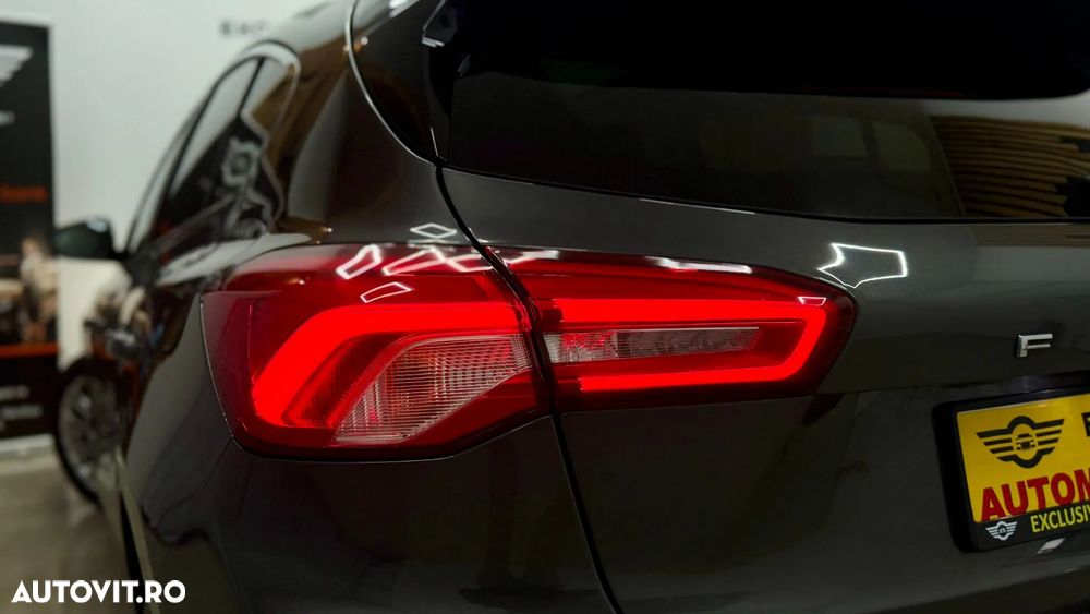 Ford Focus 1.5 EcoBlue Titanium Business - 36