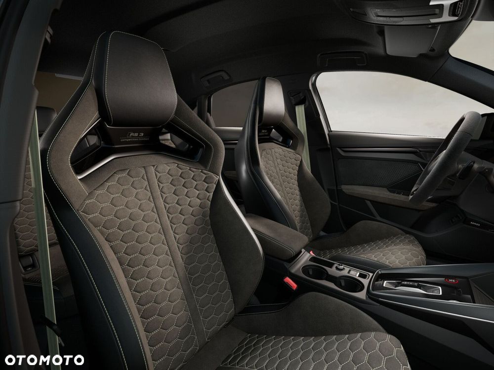 Audi RS3 Limousine - 7