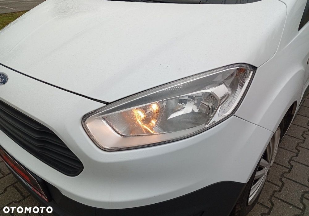 Ford Transit Courier - 5