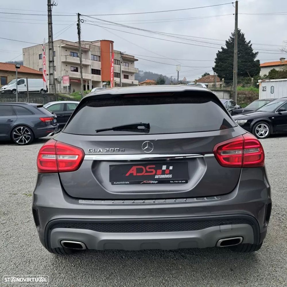 Mercedes-Benz GLA 200 d AMG Line - 6