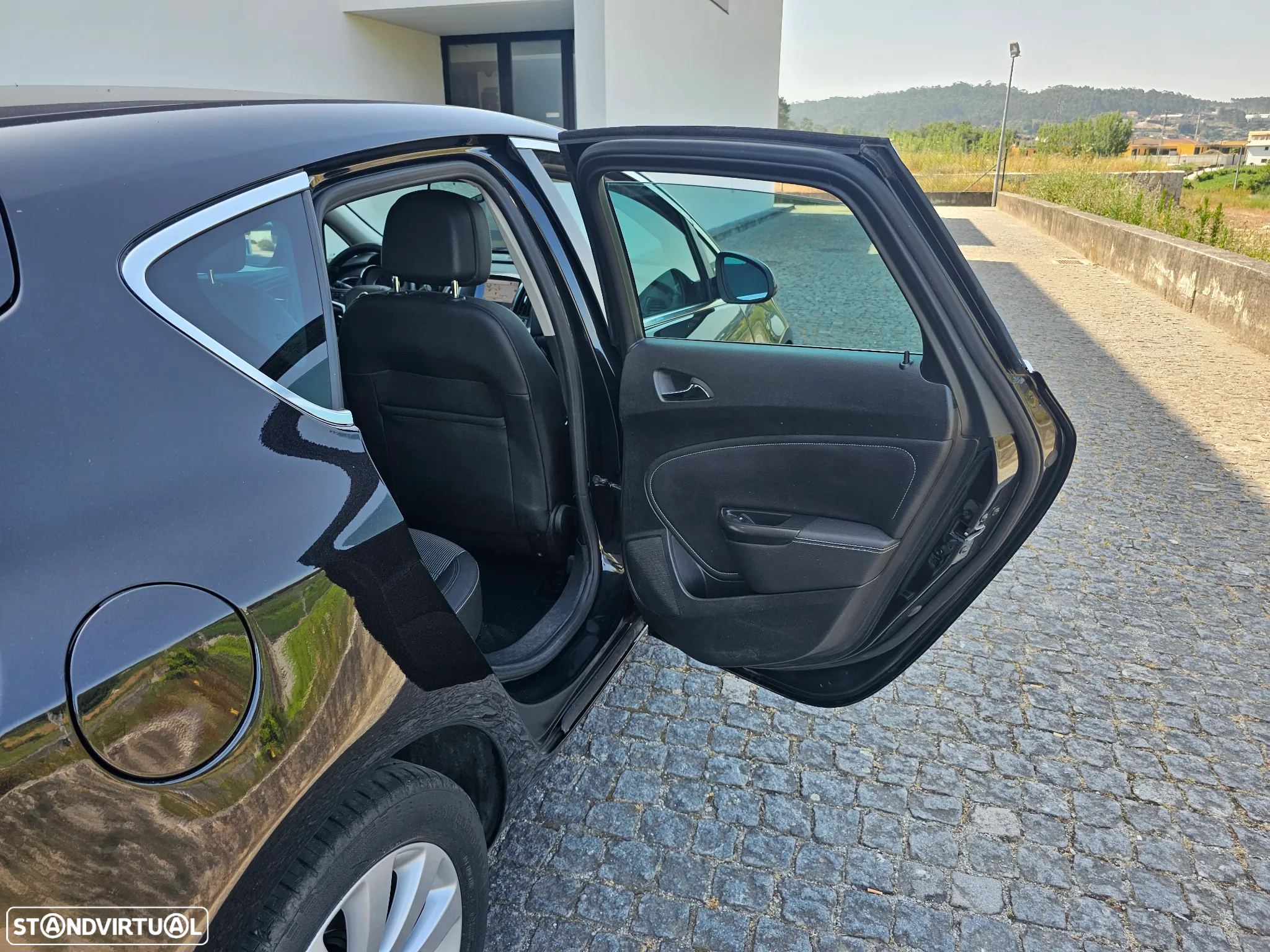 Opel Astra 1.7 CDTi Cosmo - 21