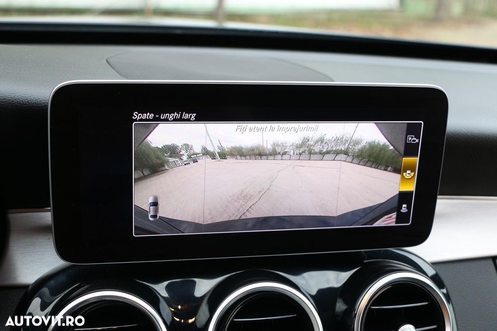 Mercedes-Benz C 220 d T 9G-TRONIC AMG Line - 26
