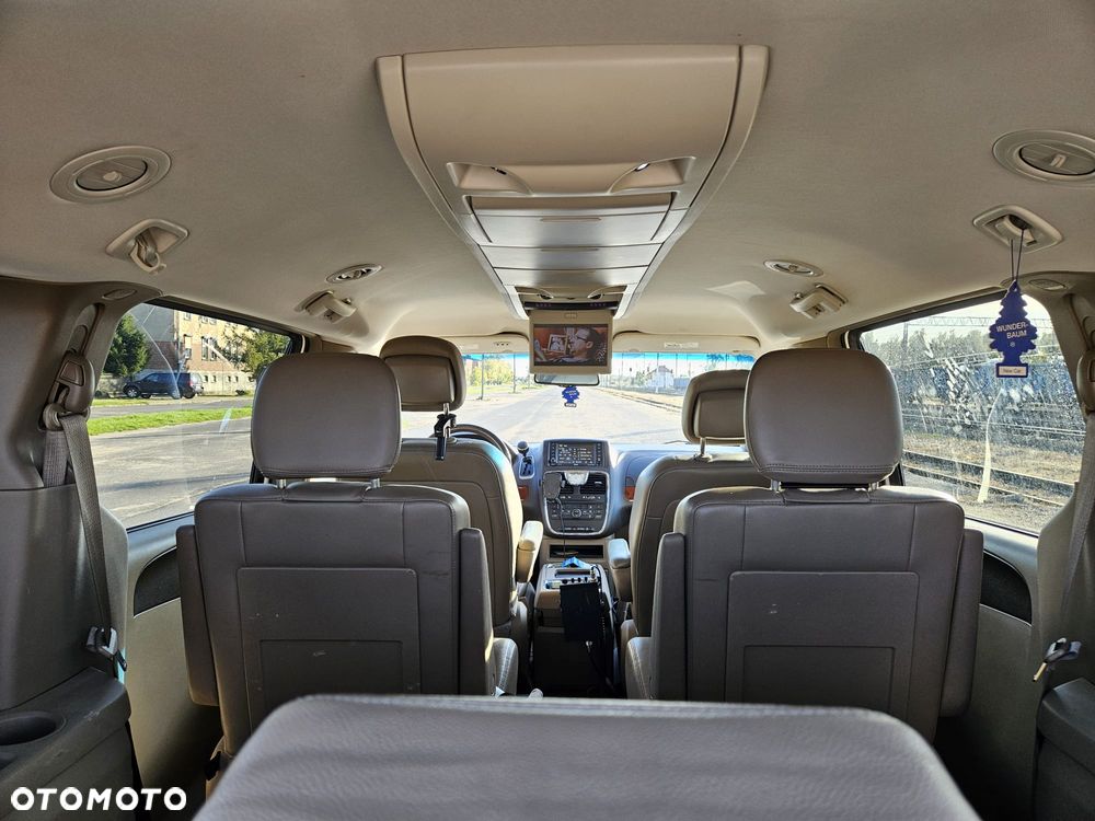 Chrysler Town & Country 3.6 Touring - 11
