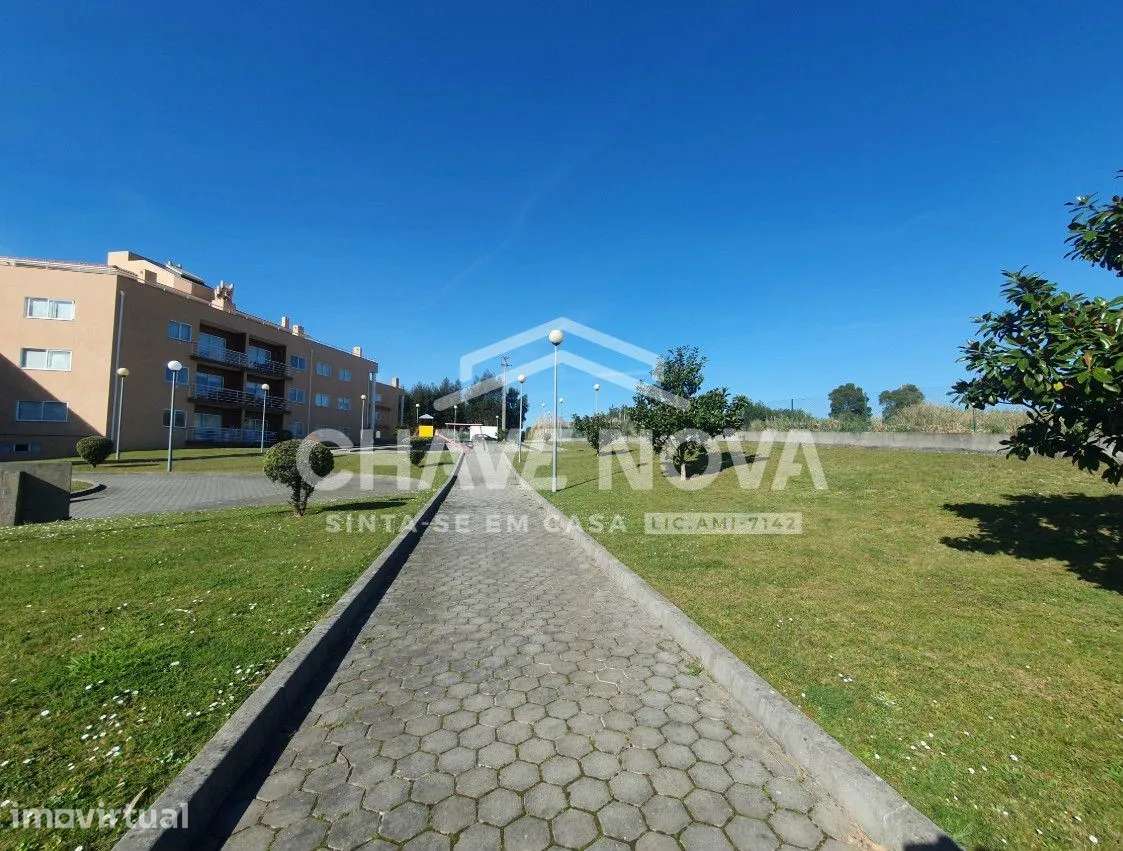 PS - Apartamento T2 c/ Lugar de Garagem em Canelas (Edifício Prestige) - Grande imagem: 3/33
