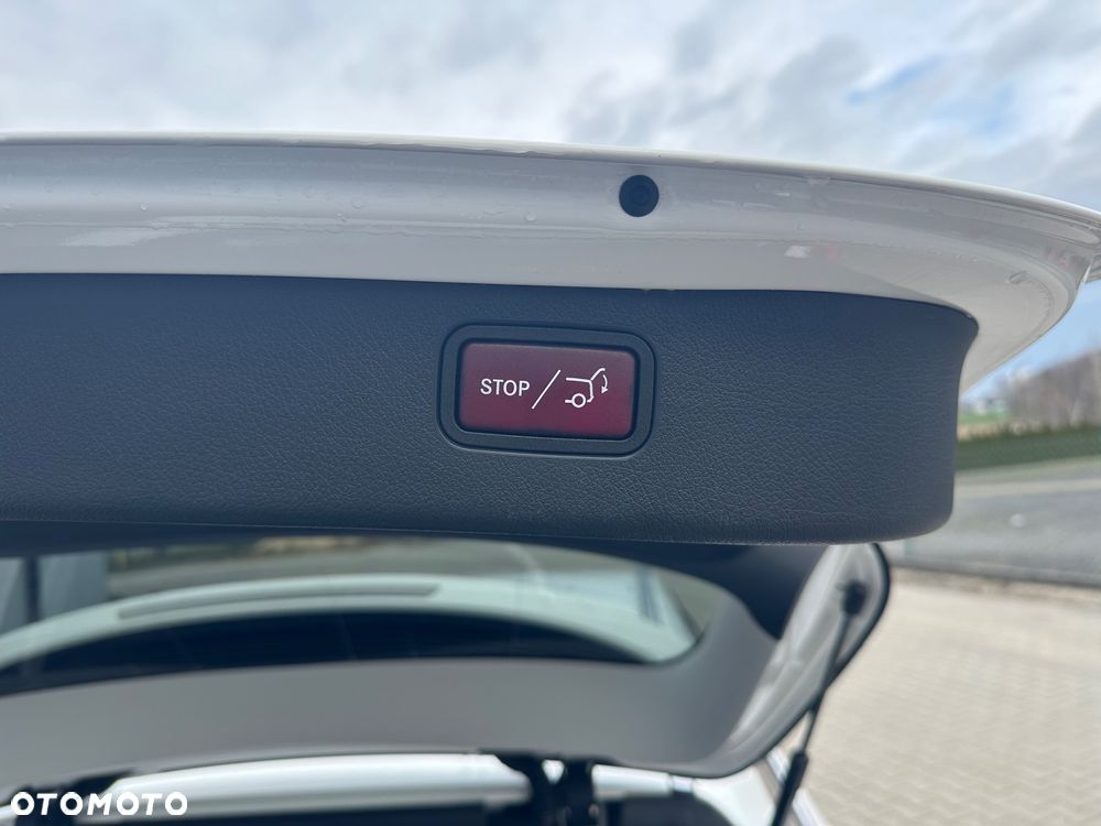 Mercedes-Benz Klasa C 200 d 9G-TRONIC Avantgarde - 19