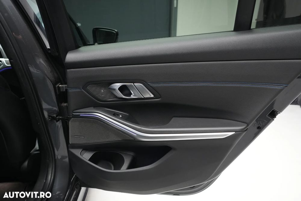BMW M3 M340i xDrive - 13