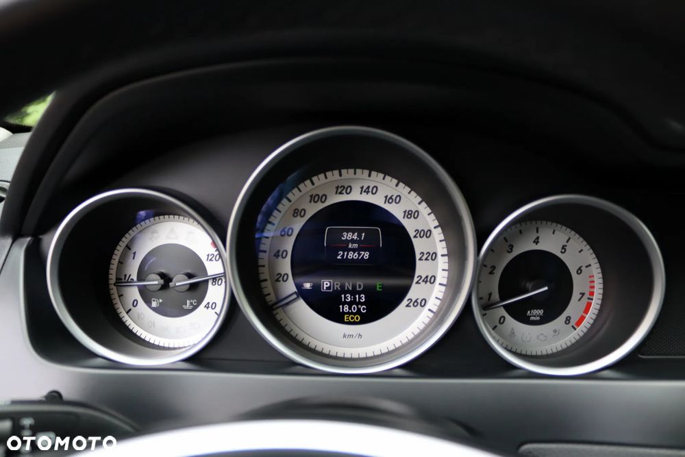 Mercedes-Benz Klasa C 180 (BlueEFFICIENCY) 7G-TRONIC Avantgarde - 30