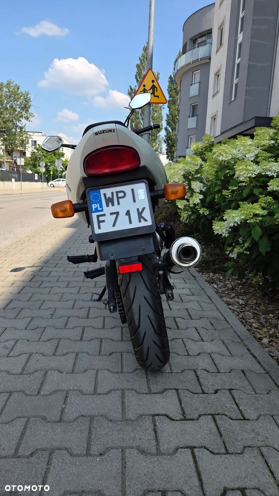 Suzuki GS - 12