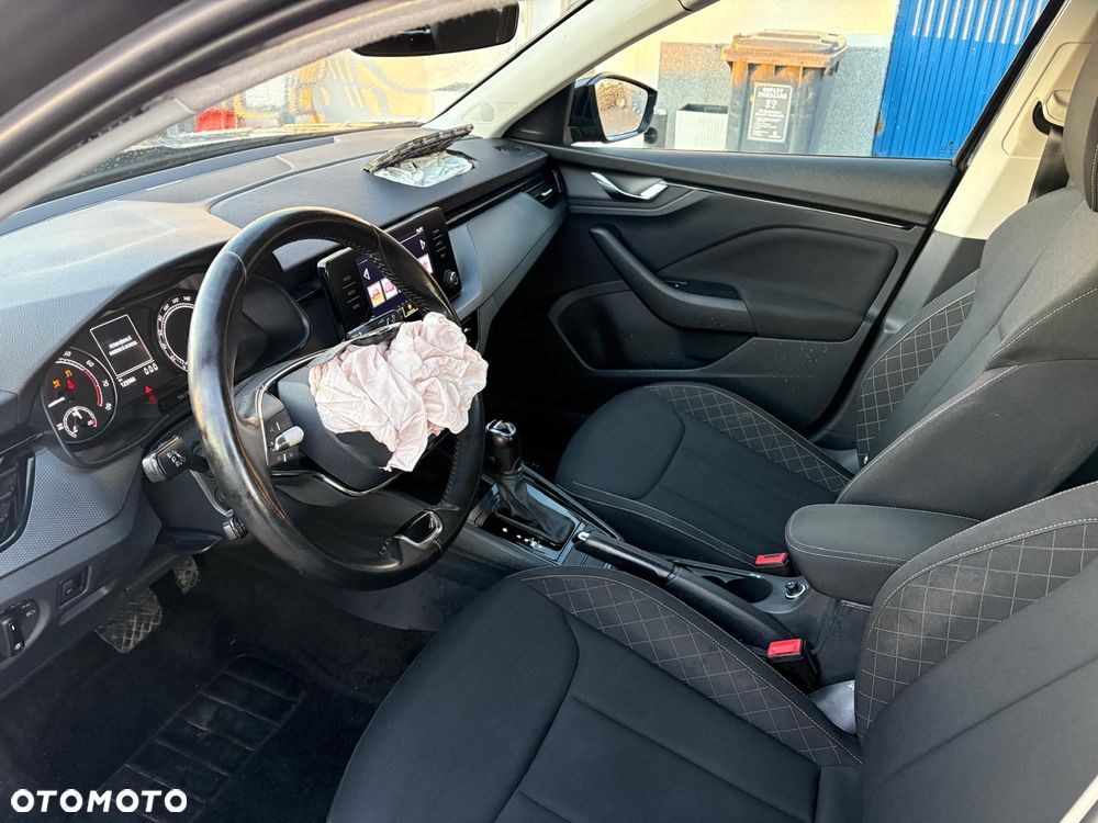 Skoda Kamiq 1.0 TSI DSG Active - 19