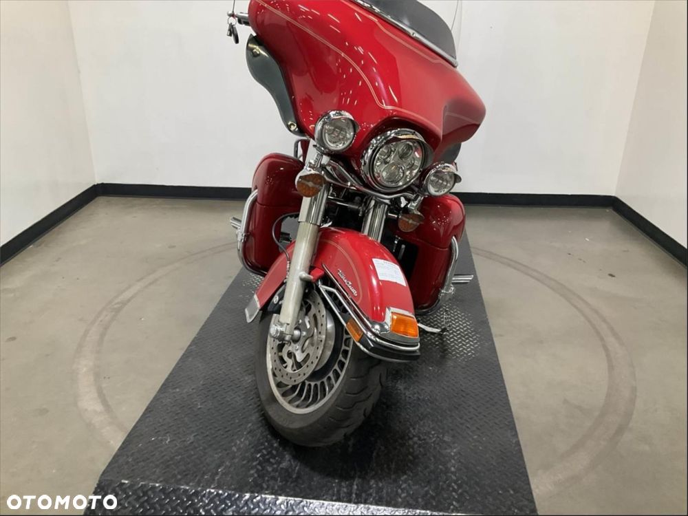 Harley-Davidson Touring Electra Glide - 2