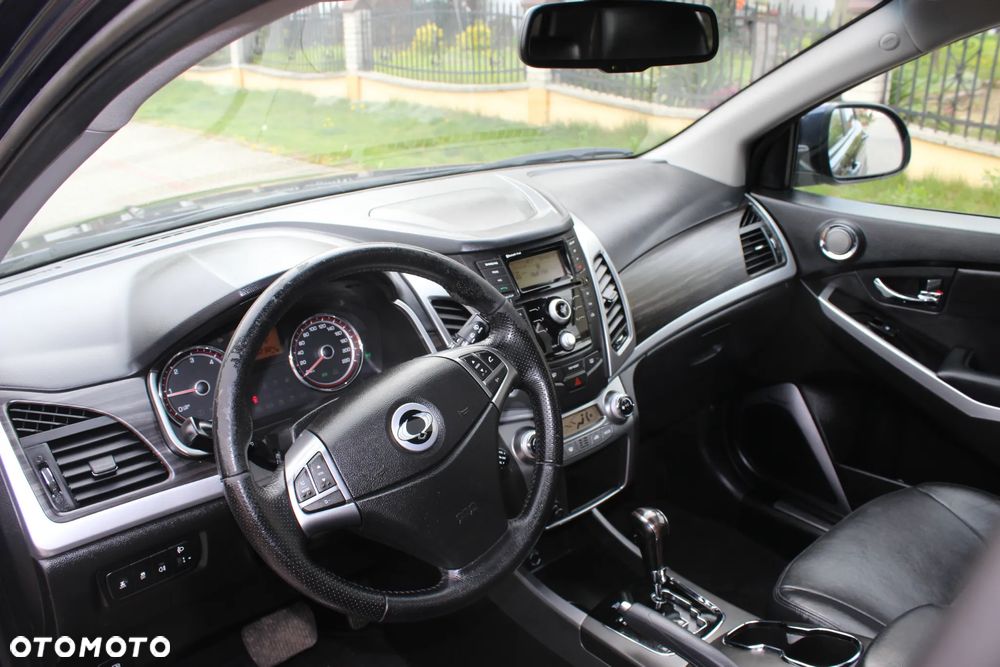SsangYong/KGM Korando 2.0 E-XDi DPF 4WD Automatik Sapphire - 9