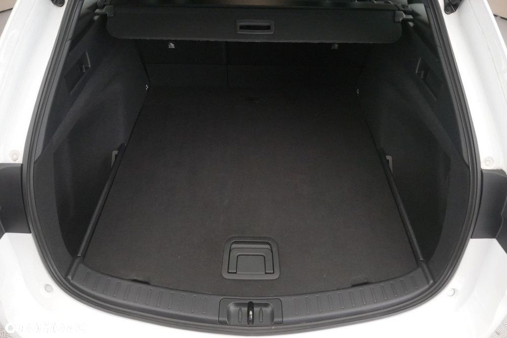 Toyota Corolla - 16