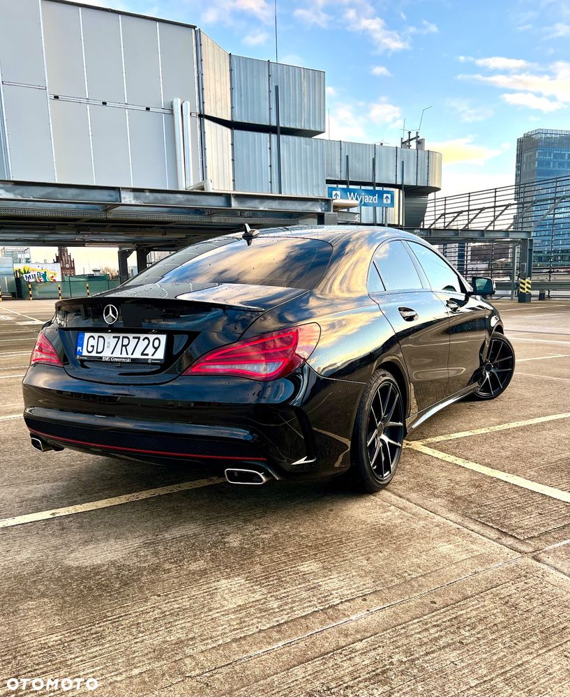 Mercedes-Benz CLA 250 Sport 4-Matic - 12