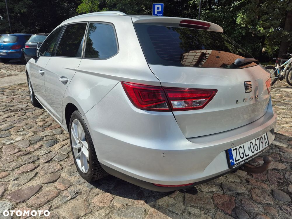 Seat Leon 2.0 TDI DPF Ecomotive Style - 4