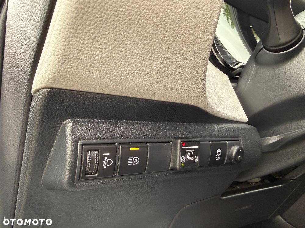 Toyota Corolla 1.8 Hybrid Comfort - 12