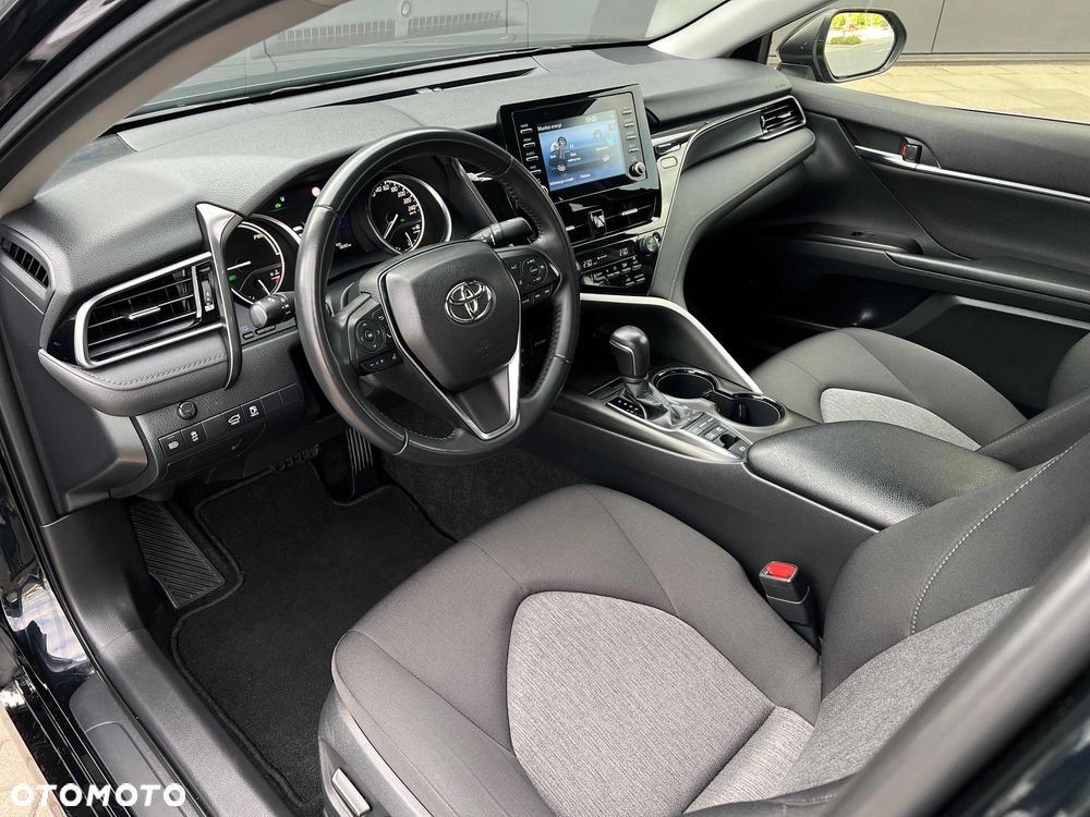 Toyota Camry 2.5 Hybrid Comfort CVT - 20