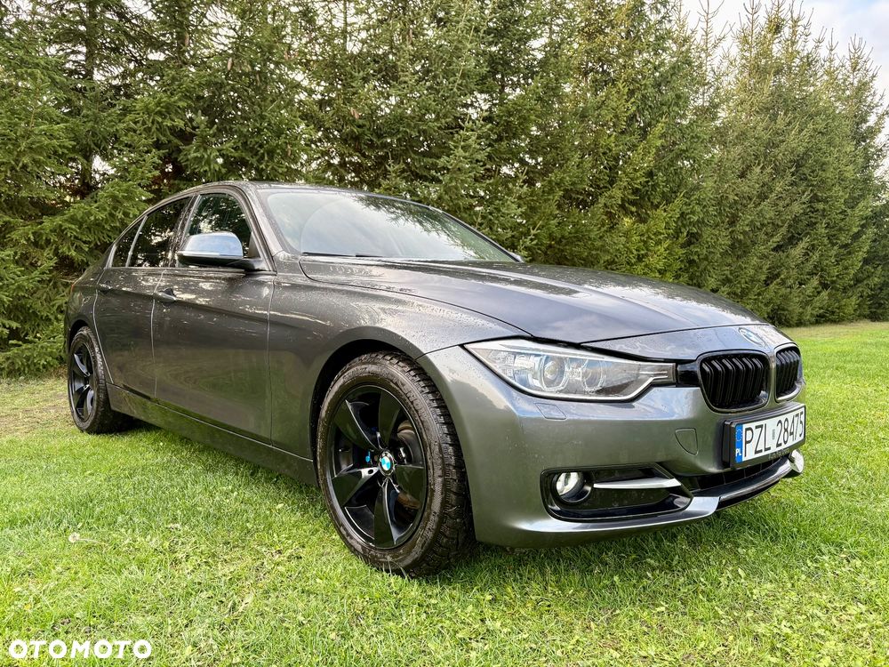BMW Seria 3 - 12