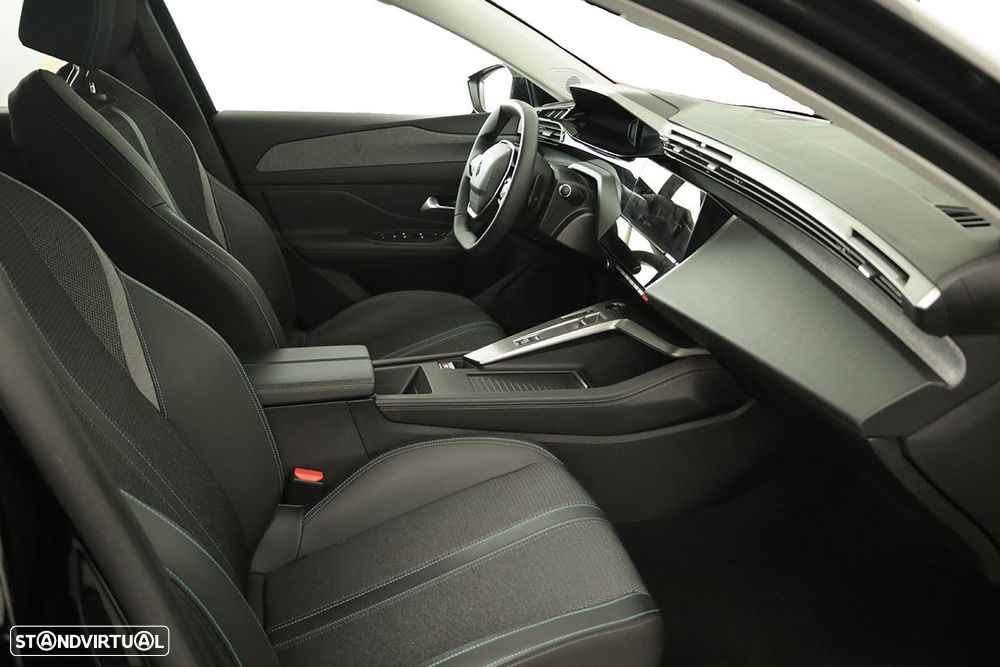 Peugeot 308 SW 1.6 Hybrid Allure e-EAT8 - 23