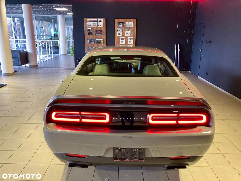 Dodge Challenger 6.2 Hellcat Widebody - 7