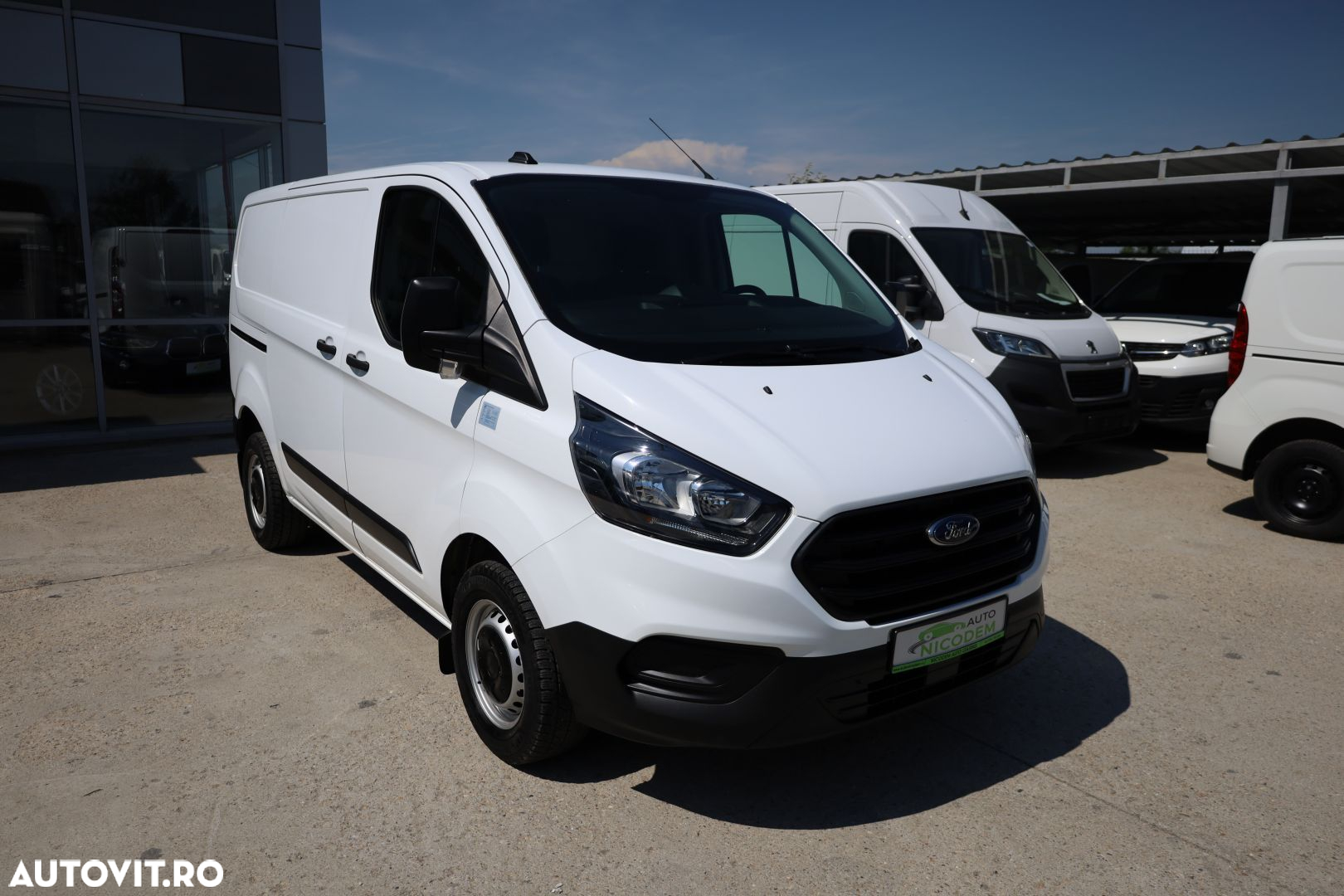 Ford Transit Custom - 8