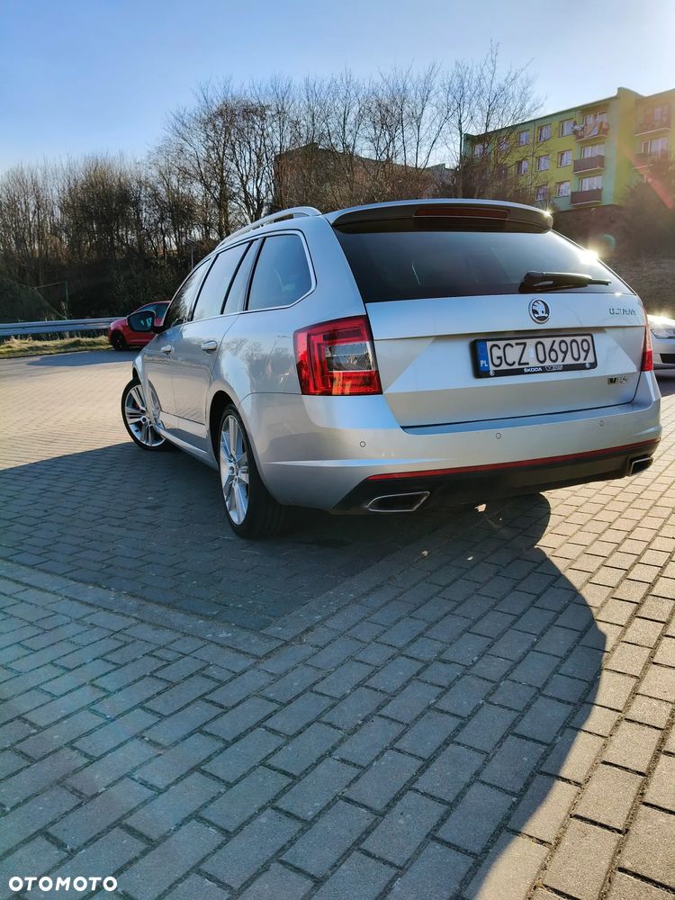Skoda Octavia 2.0 TDI DSG RS - 4